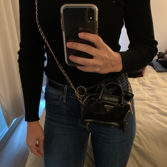 PRADA Micro Galleria Authentic - Picture 6 of 7